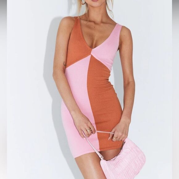 SIENNA MINI DRESS PINK - Picture 1 of 10
